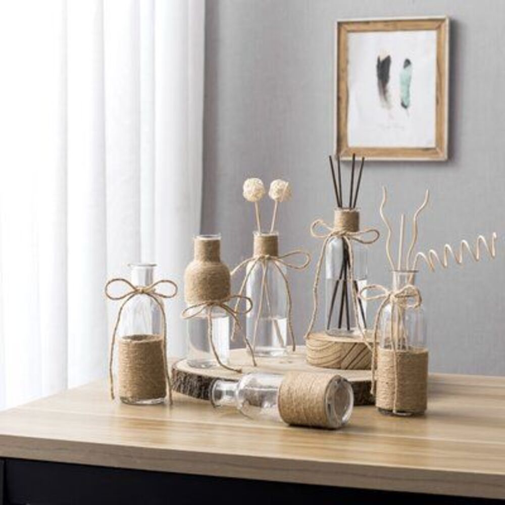 Украшение интерьера декоративными бутылками ручной работы