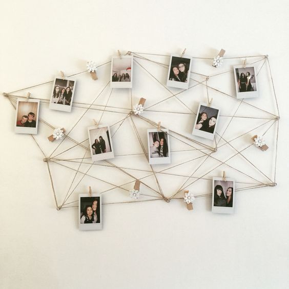 Фото № 6: Как повесить картины на стену: основные способы и 8 необычных идей от ReRooms