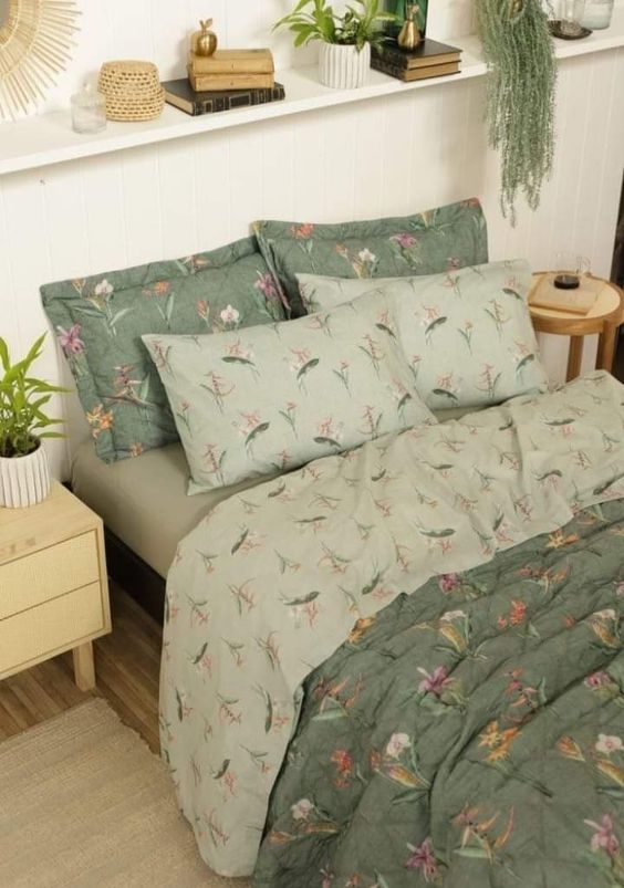 Фото № 21: Как декорировать кровать: 30 модных вариантов постельного белья