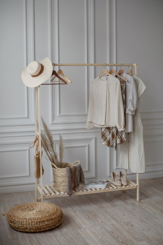 Фото № 2: 15 оригинальных вешалок в прихожую: подборка ReRooms