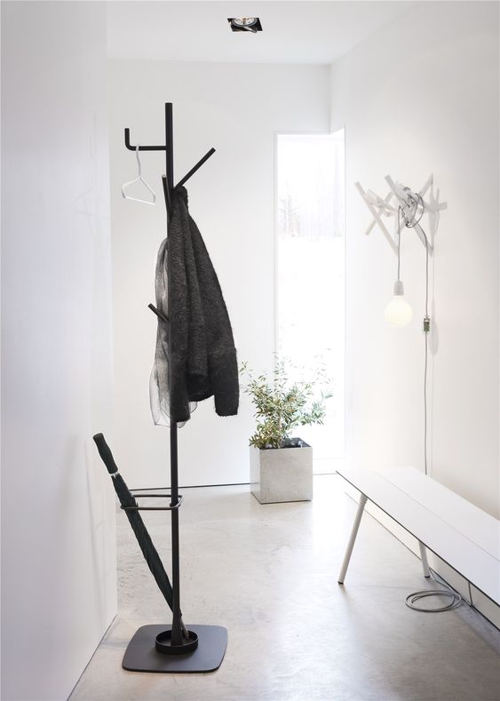 Фото № 12: 15 оригинальных вешалок в прихожую: подборка ReRooms
