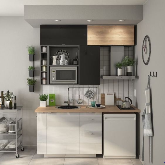 Фото № 7: Куда спрятать холодильник: 10 оригинальных идей