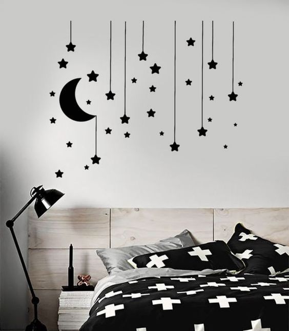 Фото № 8: Как украсить стены за кроватью в спальне: 20 интересных способов