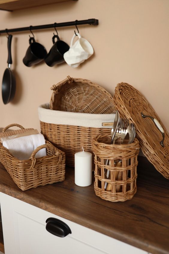Фото № 9: Корзины в интерьере: что хранить, куда поставить