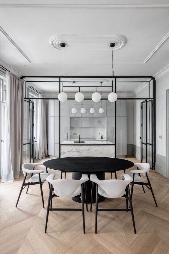 Фото № 11: Как оформить потолок лепниной: 15 неожиданных и прекрасных идей