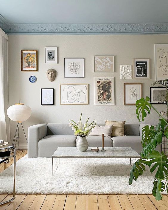 Фото № 12: Как оформить потолок лепниной: 15 неожиданных и прекрасных идей