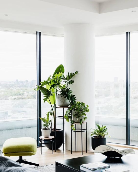 Фото № 20: Как украсить интерьер подставкой для цветов: 20 интересных вариантов