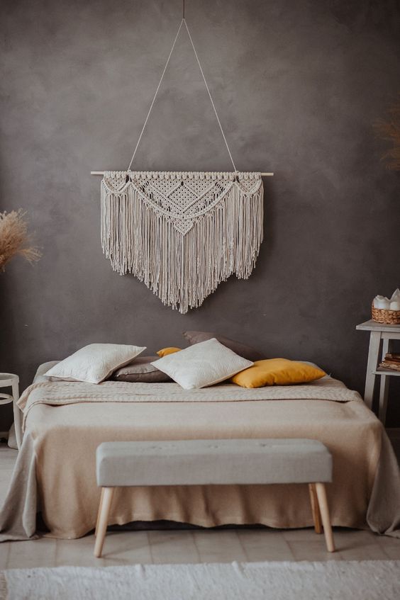 Фото № 12: Гобелены в современном интерьере: 25 удачных решений