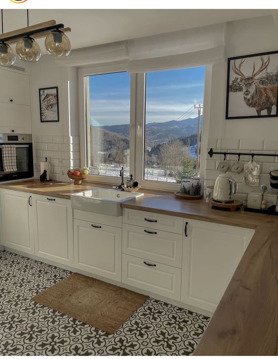 Фото № 8: Кухня без верхних шкафов: плюсы и минусы