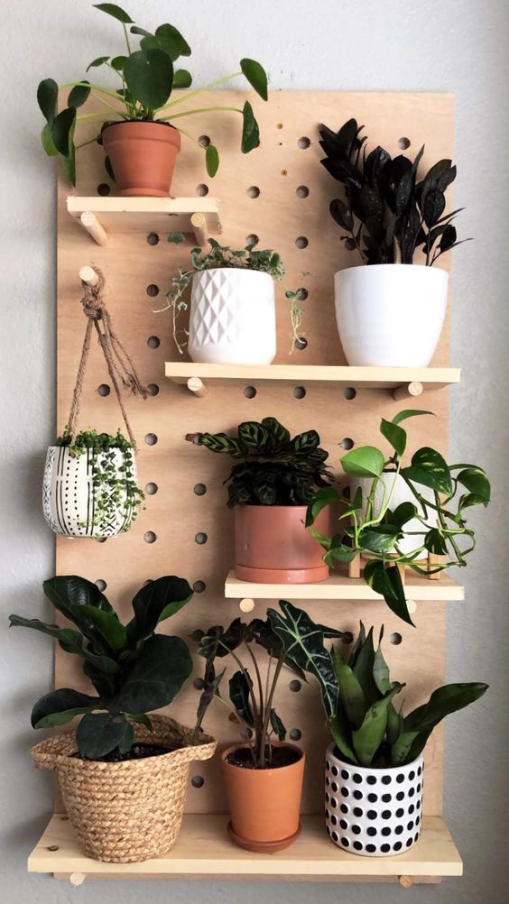 Фото № 16: Пегборд в интерьере: как организовать креативное хранение в разных комнатах — 18 ярких идей