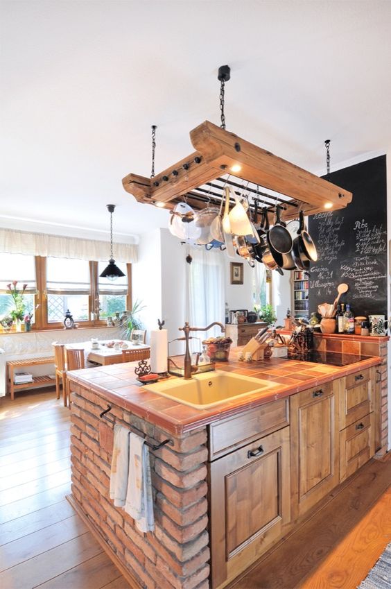 Фото № 14: Как обыграть кирпичную стену в интерьере кухни: 15 примеров удачных сочетаний