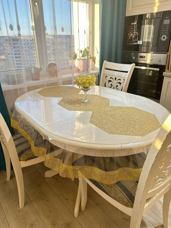 Фото № 7: Выбор скатерти на стол в гостиную или кухню: что нужно знать