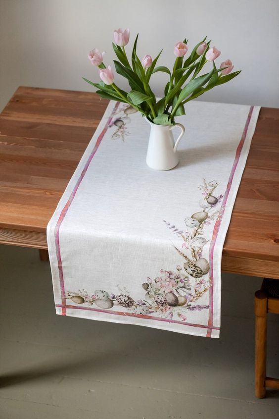 Фото № 5: Выбор скатерти на стол в гостиную или кухню: что нужно знать