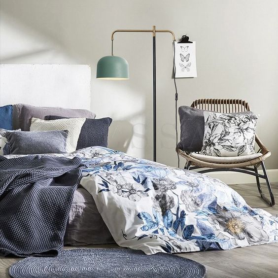 Фото № 6: Стильные торшеры в интерьере разных комнат