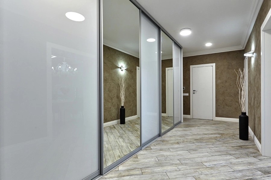 Фото № 1: Такие немодные: вещи, которые могут испортить вид квартиры в 2024 году