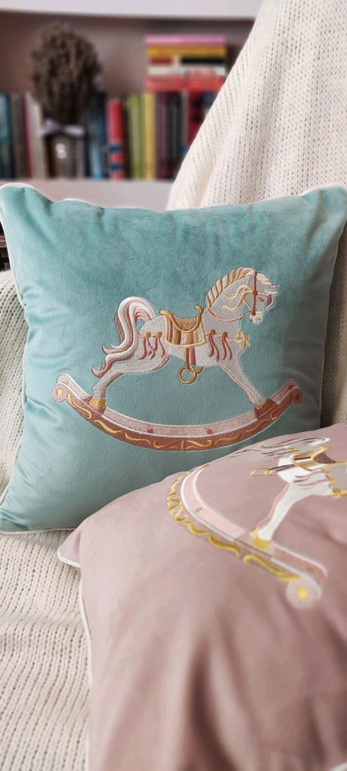 Фото № 5: Украшение интерьера декоративными подушками: 20 вдохновляющих фото