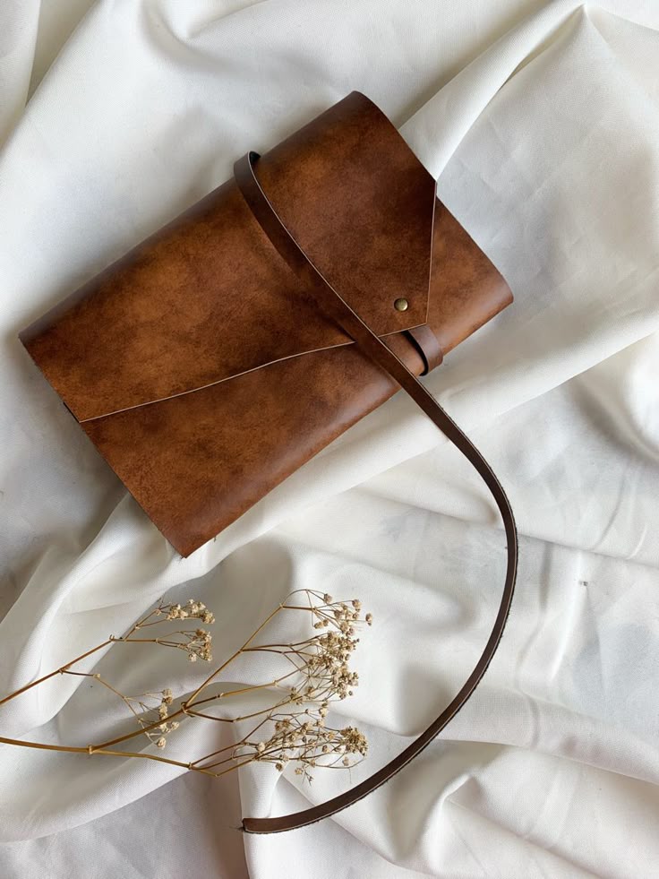 Фото № 12: Натуральная кожа в интерьере: 15 идей оформления