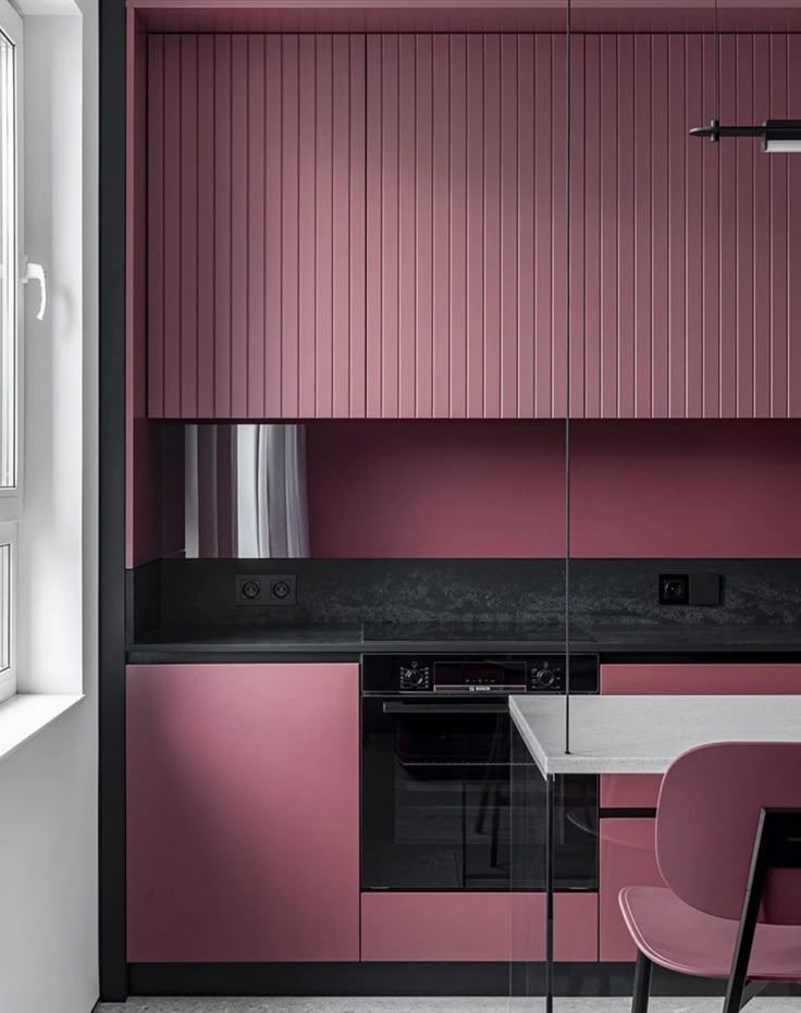 Фото № 9: Стеклянный фартук для кухни: 23 идеи