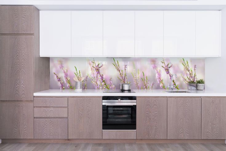 Фото № 19: Стеклянный фартук для кухни: 23 идеи