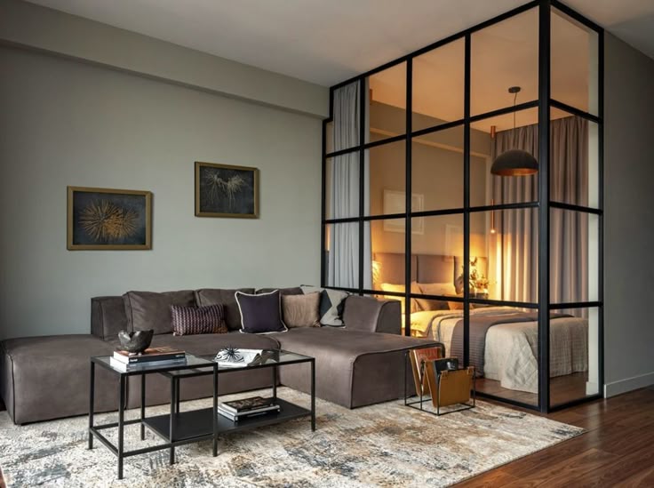 Фото № 4: Зонирование интерьера стеклянными перегородками: преимущества и недостатки 