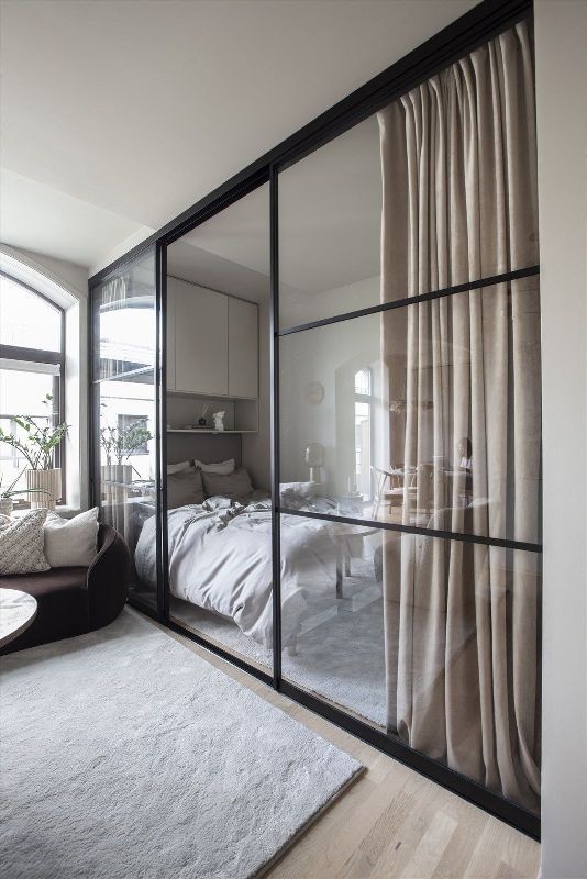 Фото № 6: Зонирование интерьера стеклянными перегородками: преимущества и недостатки 