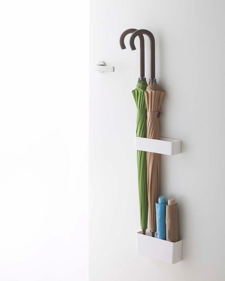 Фото № 1: Выбор ReRooms: 13 стильных вещиц, которые украсят интерьер прихожей