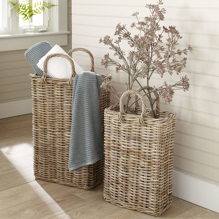 Фото № 3: Выбор ReRooms: 13 стильных вещиц, которые украсят интерьер прихожей