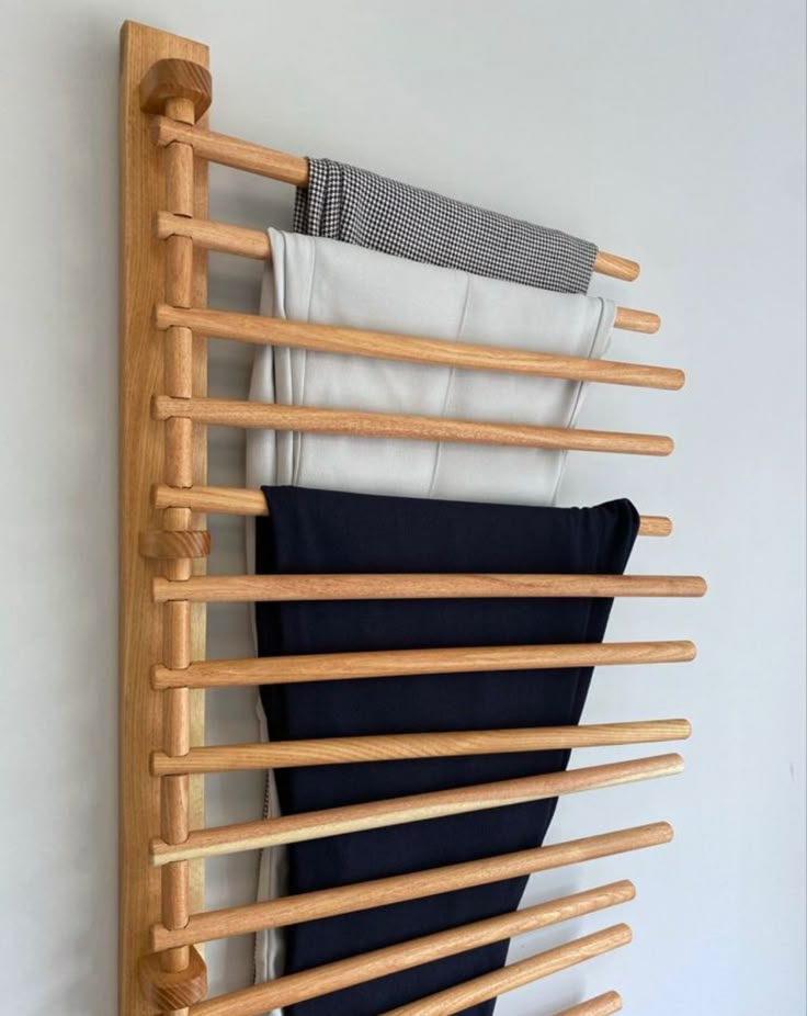 Фото № 5: Выбор ReRooms: 13 стильных вещиц, которые украсят интерьер прихожей