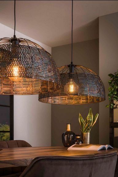 Фото № 7: 12 необычных люстр, которые украсят современный интерьер