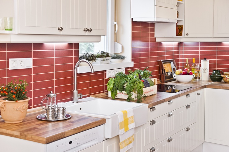 Фото № 4: 25 белых кухонь с ярким дизайном