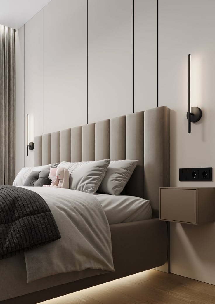 Фото № 9: Как обустроить узкую спальню: 13 практичных советов от ReRooms