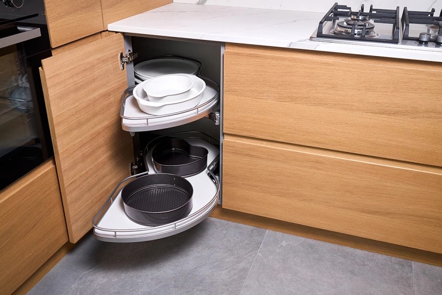 Фото № 6: Стеллажи, модули и этажерки: как и где хранить вещи в маленькой квартире 