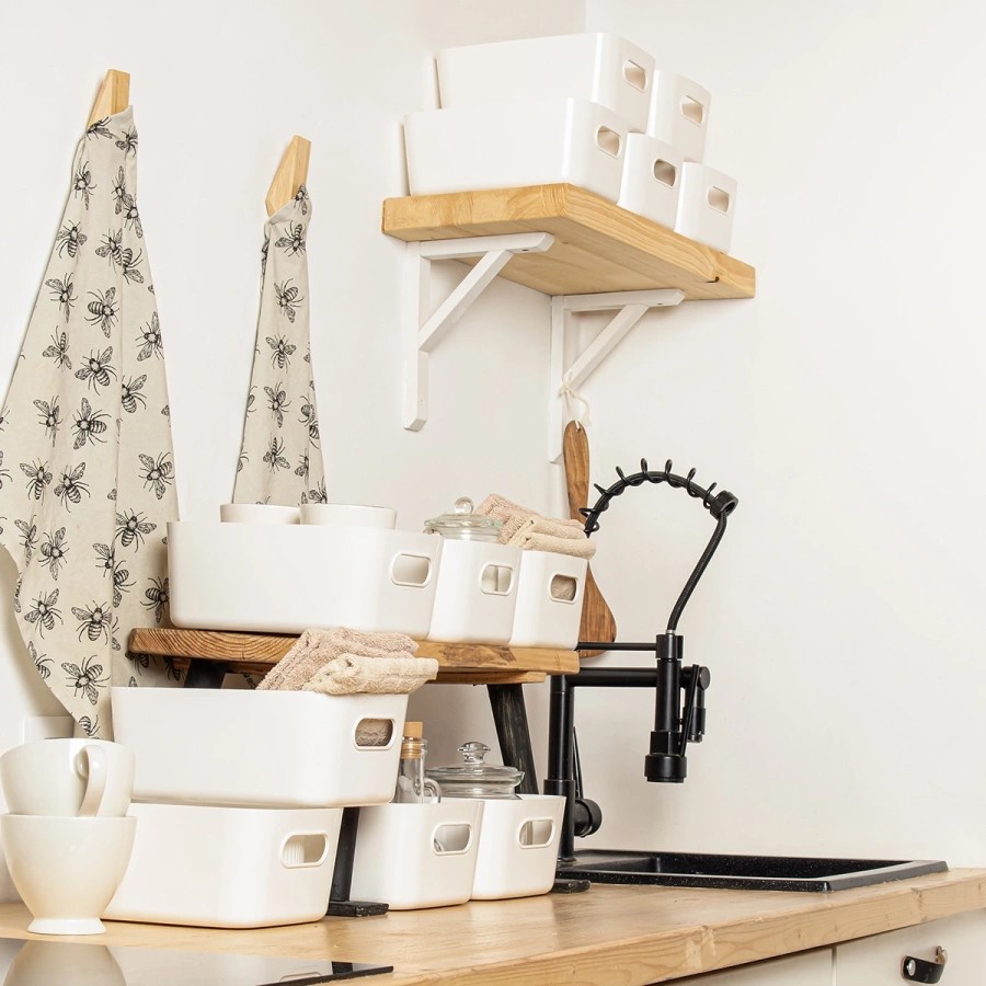 Фото № 7: Стеллажи, модули и этажерки: как и где хранить вещи в маленькой квартире 