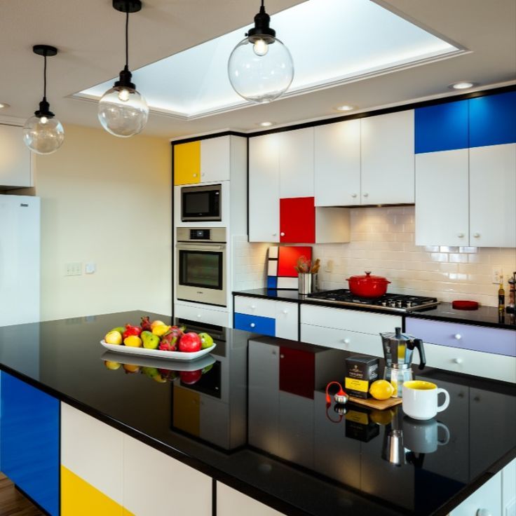 Фото № 3: Чистая абстракция: 25 интерьеров, вдохновленных творчеством Пита Мондриана