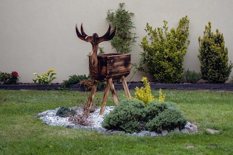 Фото № 8: Комод-огород и зеркало-пруд: как создать арт-объект на даче