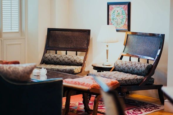 Фото № 4: Небрежность и контраст: как интегрировать винтаж в современный интерьер  