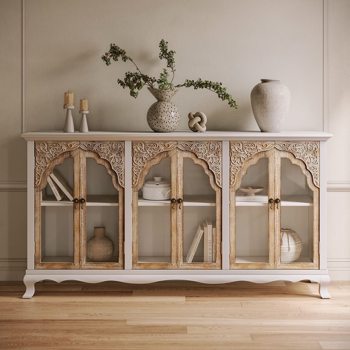 Фото № 2: Храним вещи ярко: 10 цветных комодов в интерьере