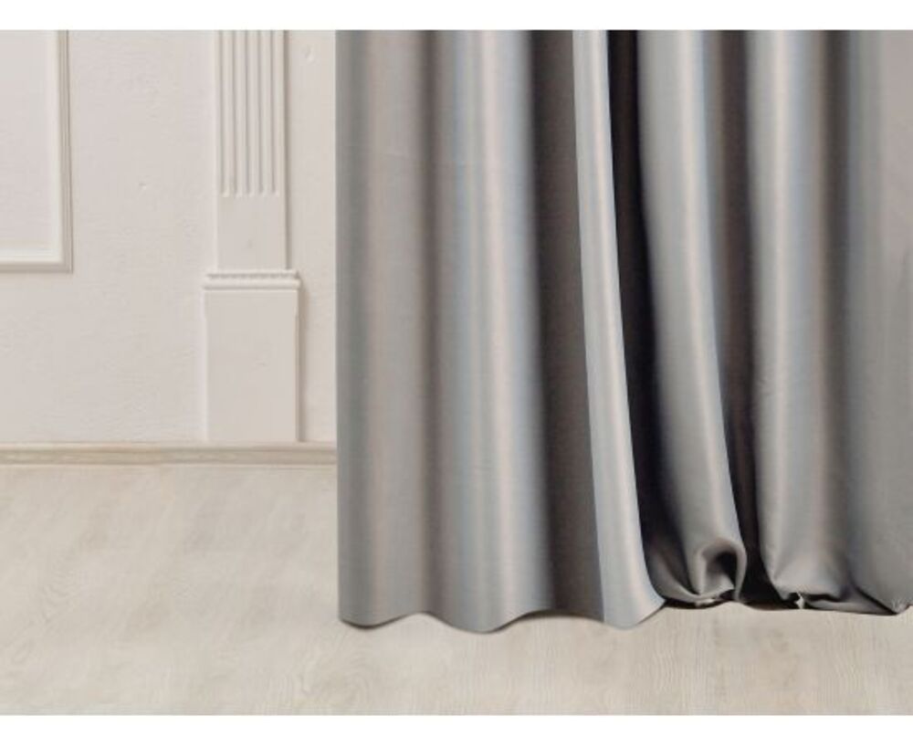 Фото № 1: Шторы как альтернатива дверям в гардеробной: плюсы и минусы, лучшие варианты